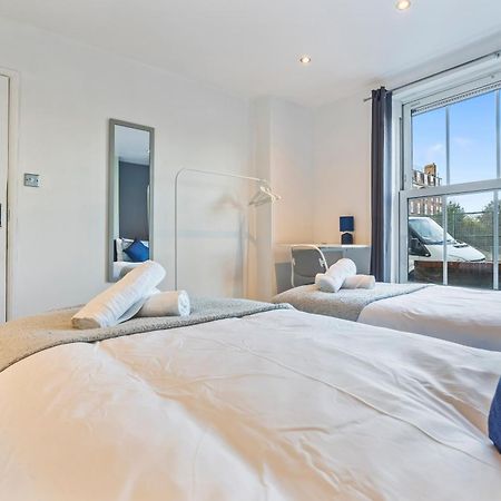 Villa Impeccable 4-Bed House In Brixton Londres Extérieur photo